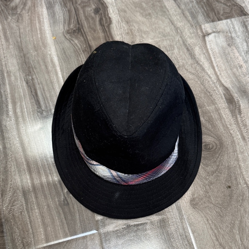 Elegant Black Fedora with Plaid Accent